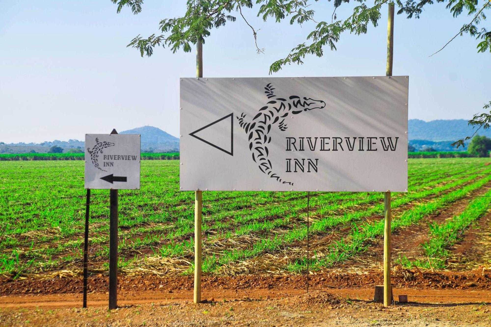 Riverview Inn Малалане Экстерьер фото