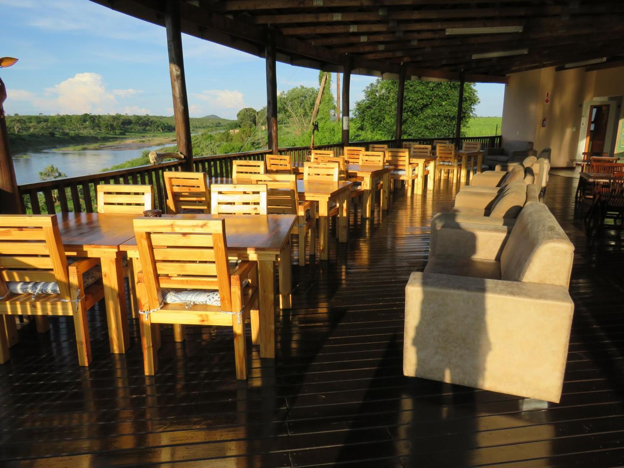 Riverview Inn Малалане Экстерьер фото